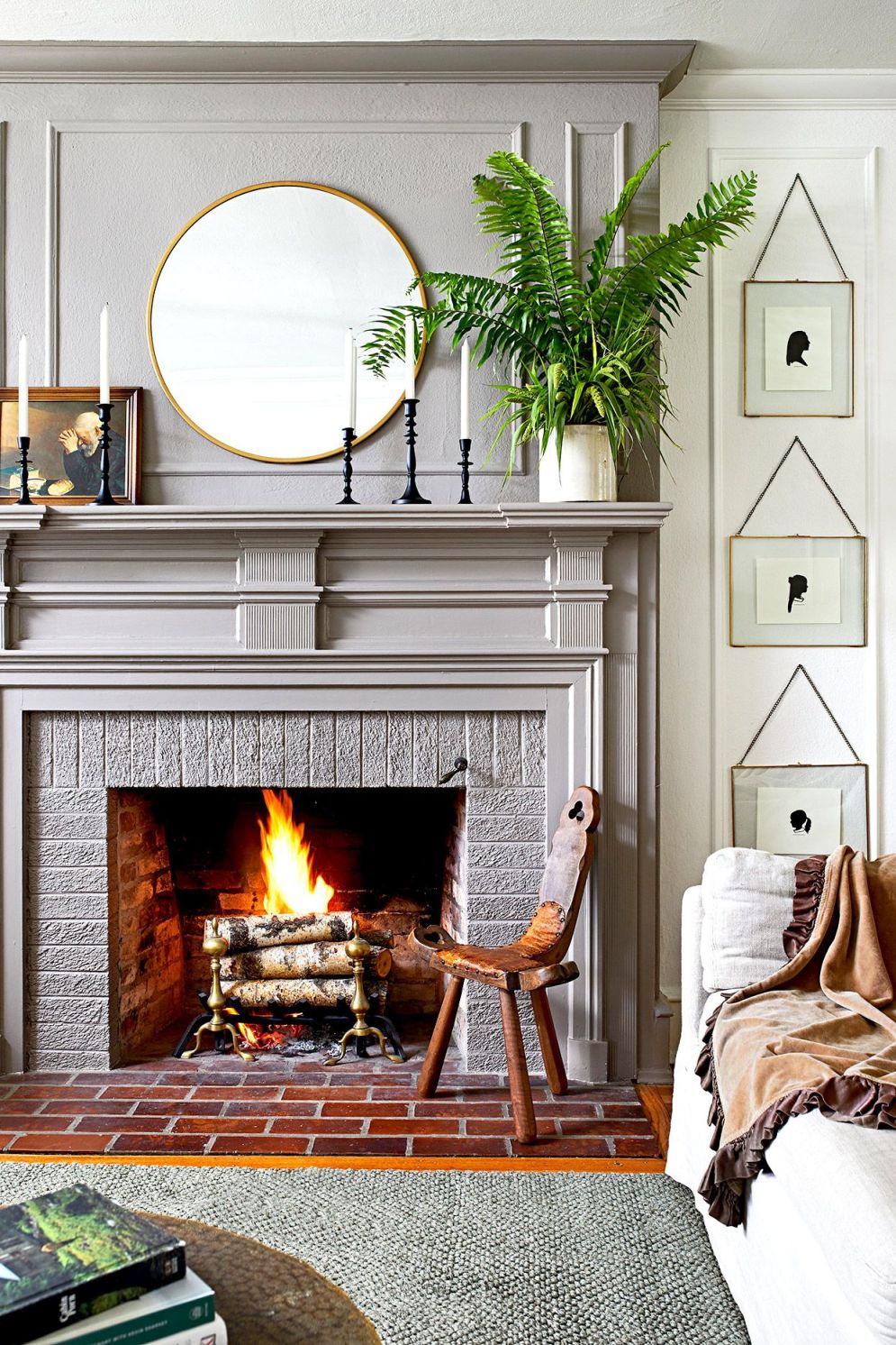 Mantel Decor Ideas That Make Your Fireplace a Focal Point